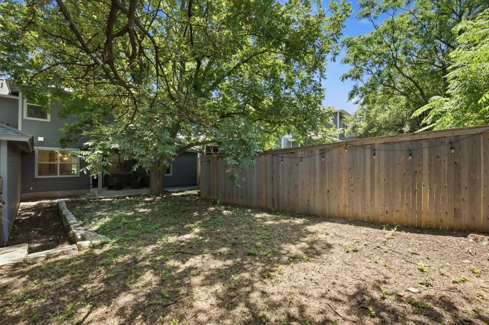 2208 Schriber Street #B Austin, TX 78704