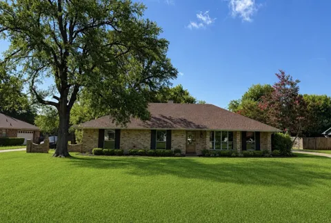 5524 Hickory Ridge