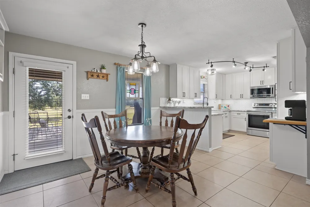 349 Seven Ranch Road Salado, TX 76571