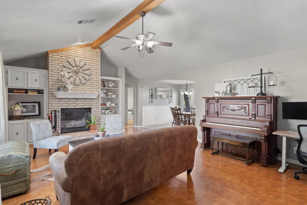 349 Seven Ranch Road Salado, TX 76571