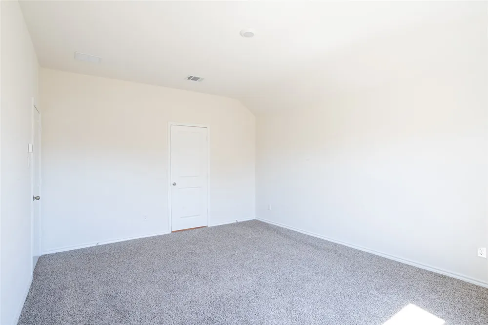 1833 Pecan Valley Drive Kaufman, TX 75142