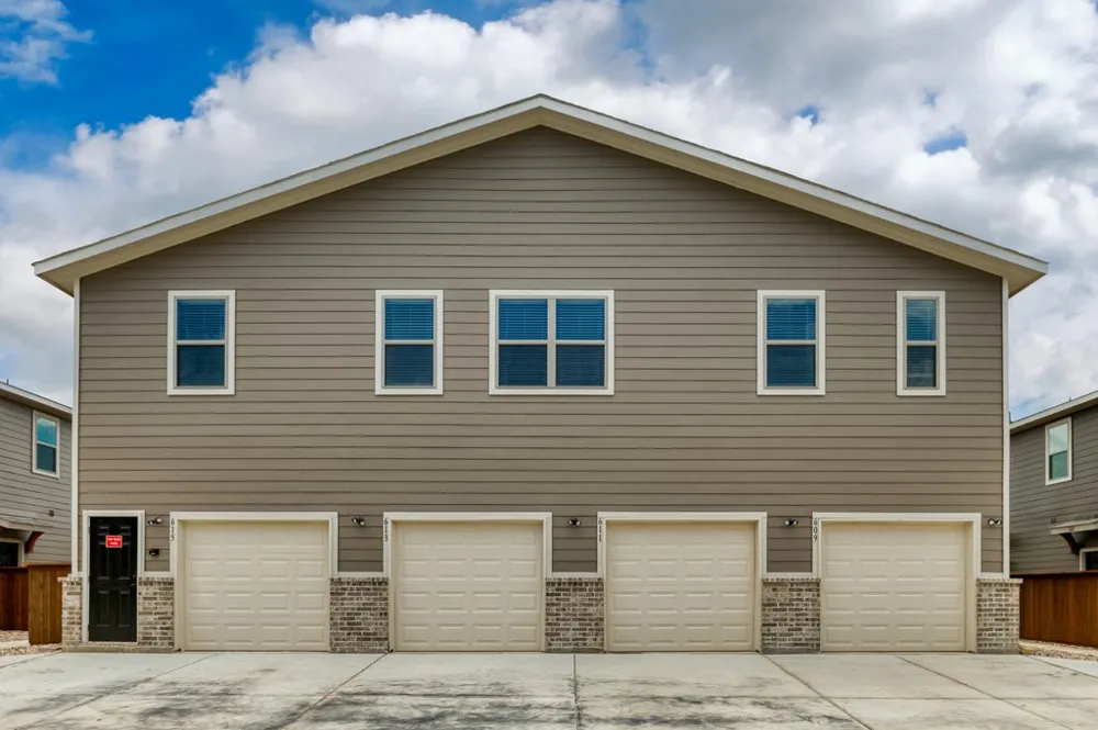 611 Harvest Moon Drive Venus, TX 76084