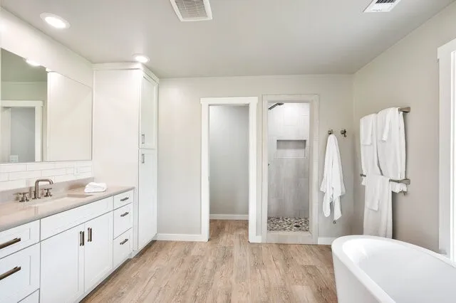 4021 E Fm 243 Bertram, TX 78605