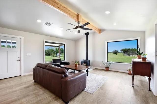 4021 E Fm 243 Bertram, TX 78605