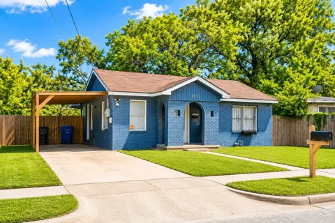 1101 E Sunset Street