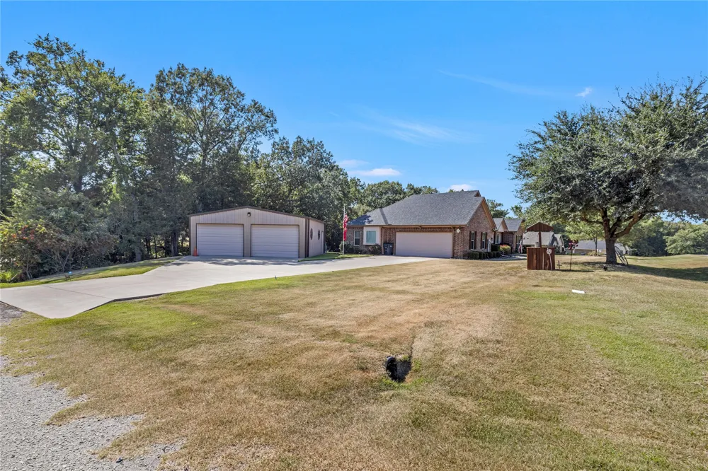 530 Rs County Road 4269 Emory, TX 75440