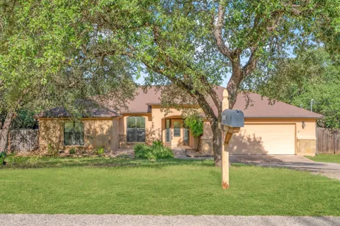104 Cowal Drive