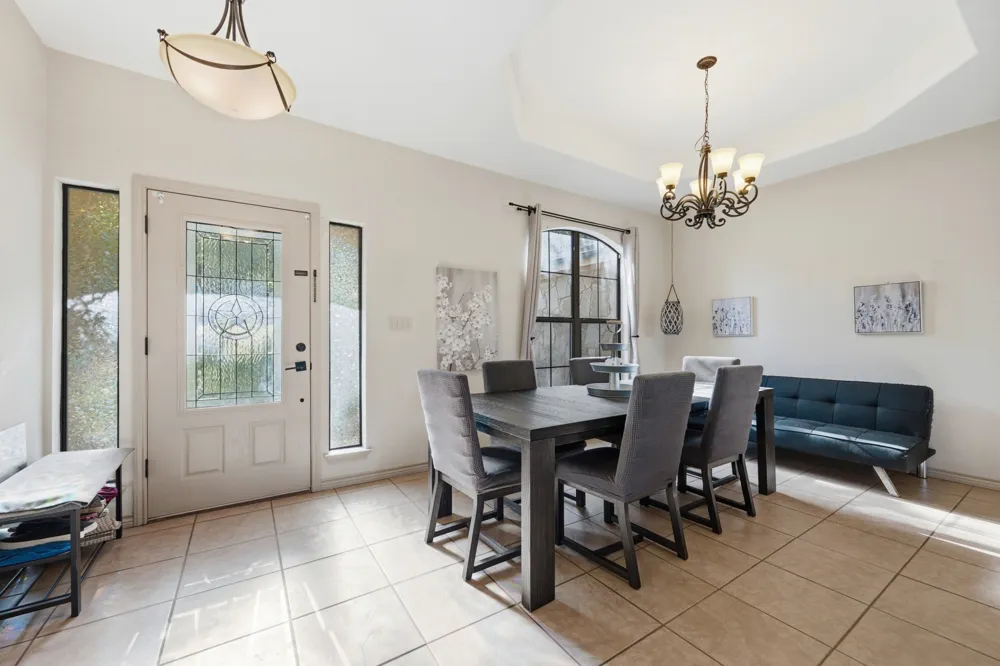 104 Cowal Drive Spicewood, TX 78669
