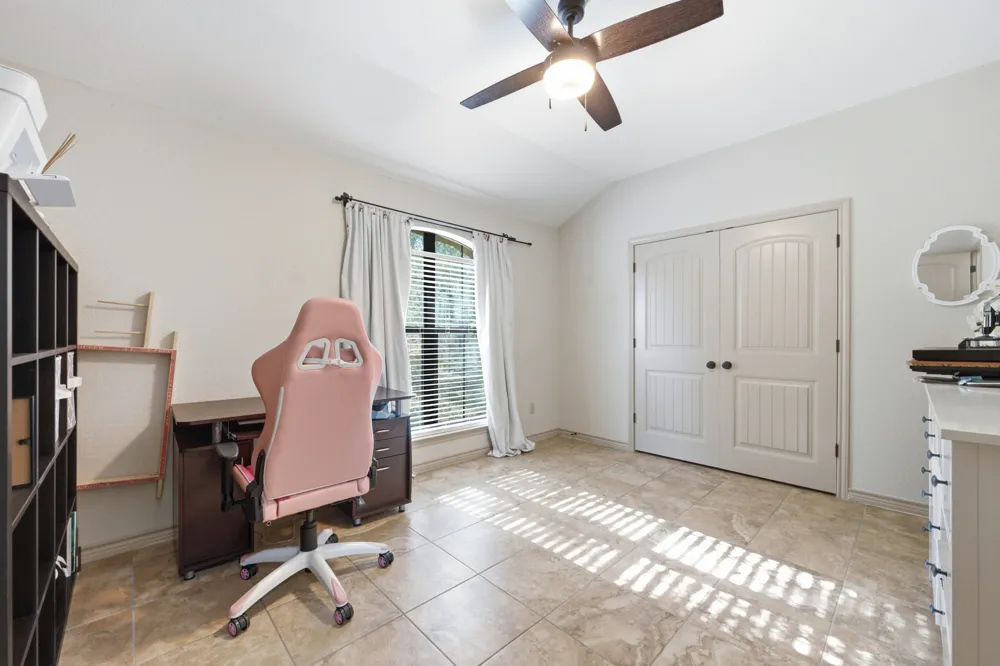104 Cowal Drive Spicewood, TX 78669