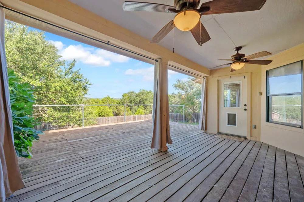 104 Cowal Drive Spicewood, TX 78669