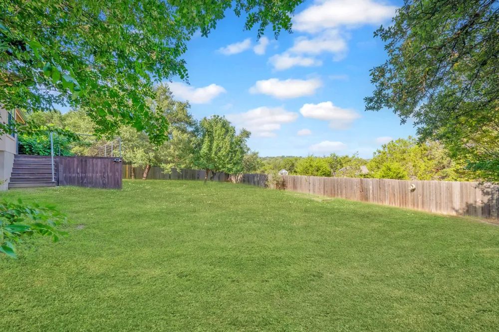 104 Cowal Drive Spicewood, TX 78669