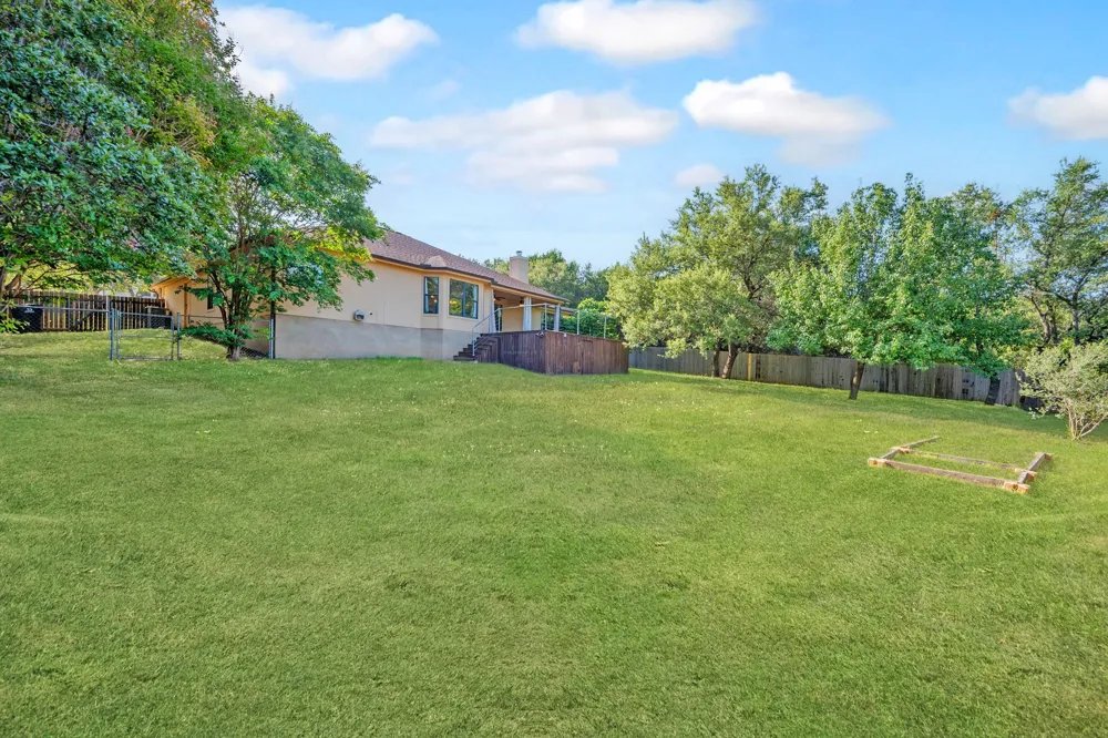104 Cowal Drive Spicewood, TX 78669