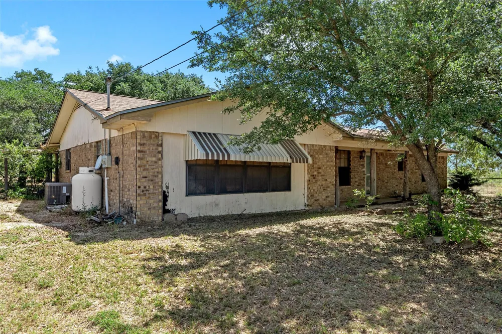 429 Wildwood Trail Robinson, TX 76655