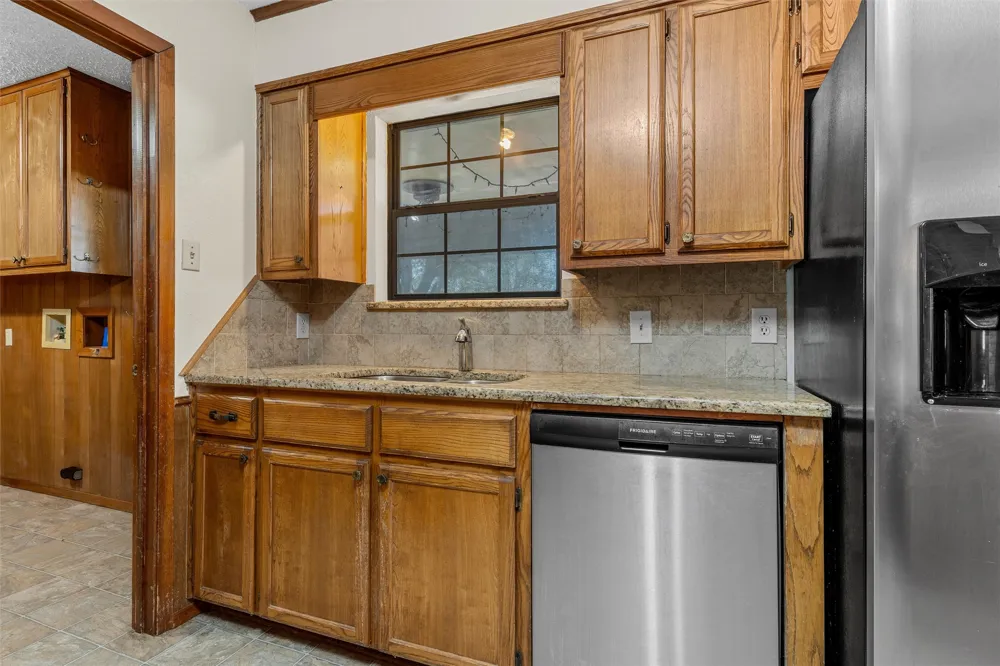 429 Wildwood Trail Robinson, TX 76655