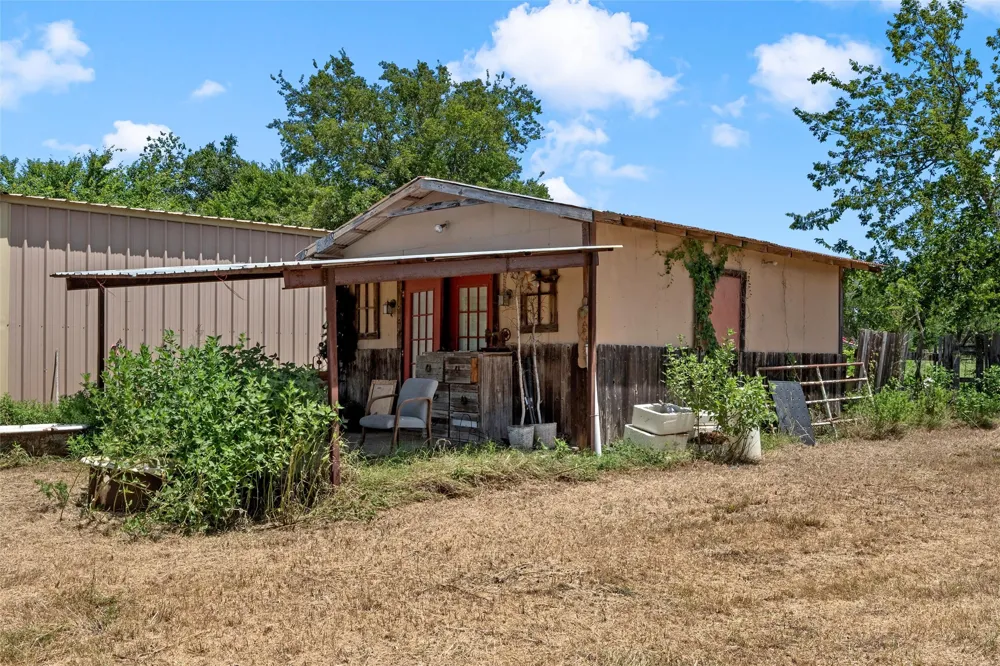 429 Wildwood Trail Robinson, TX 76655