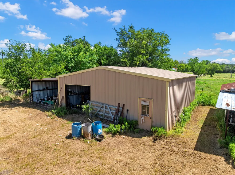 429 Wildwood Trail Robinson, TX 76655