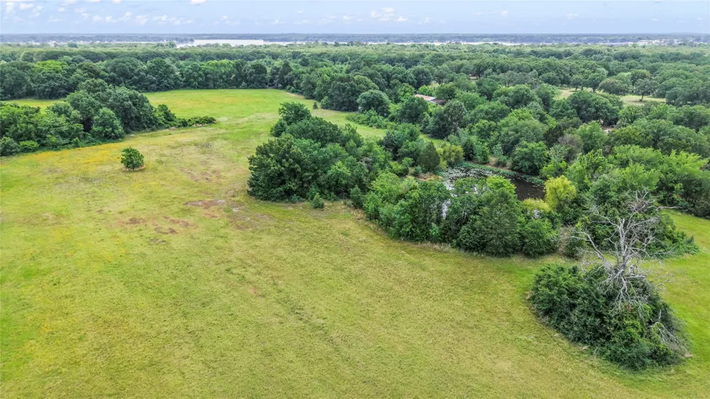County Road 2300 Gun Barrel City, TX 75156
