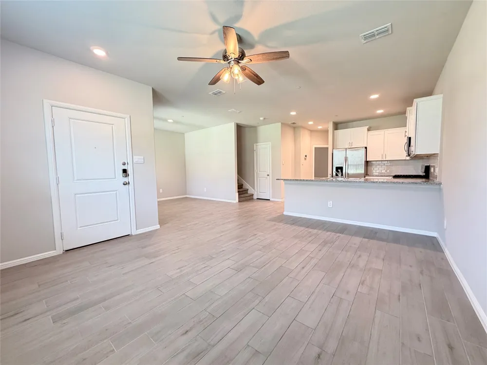 4808 Sparkling Pathway Haltom City, TX 76117
