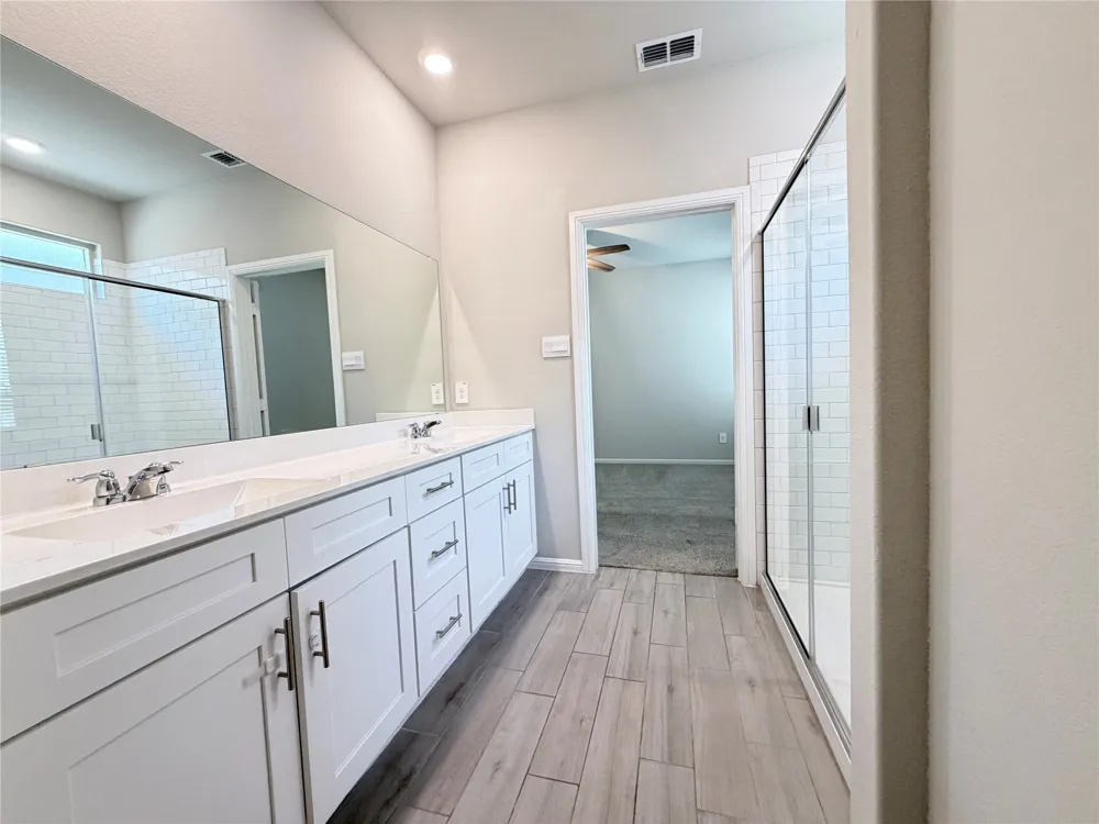 4808 Sparkling Pathway Haltom City, TX 76117
