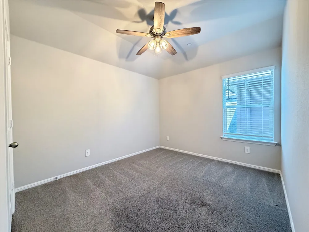 4808 Sparkling Pathway Haltom City, TX 76117