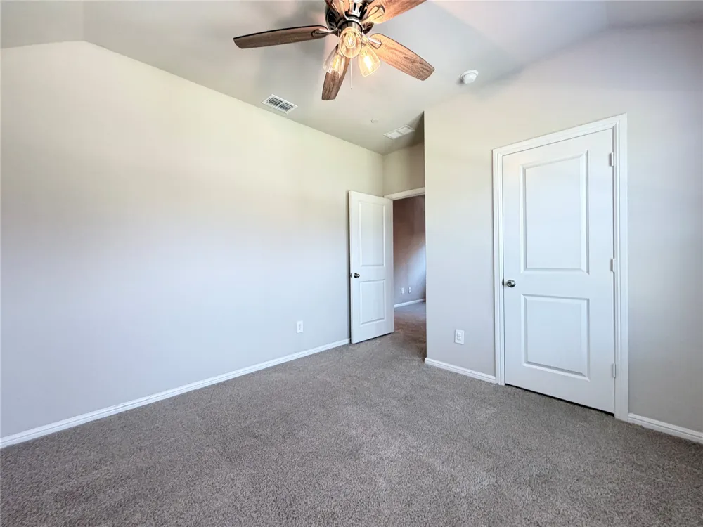 4808 Sparkling Pathway Haltom City, TX 76117