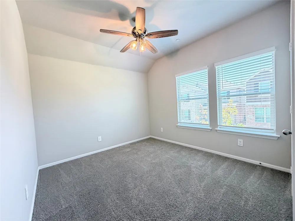 4808 Sparkling Pathway Haltom City, TX 76117
