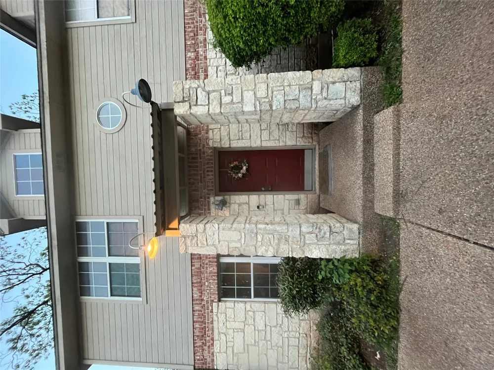 2101 S 7th Street Waco, TX 76706