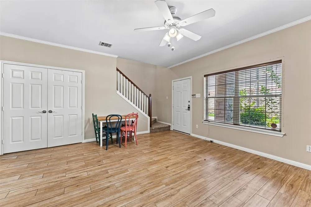 2101 S 7th Street Waco, TX 76706