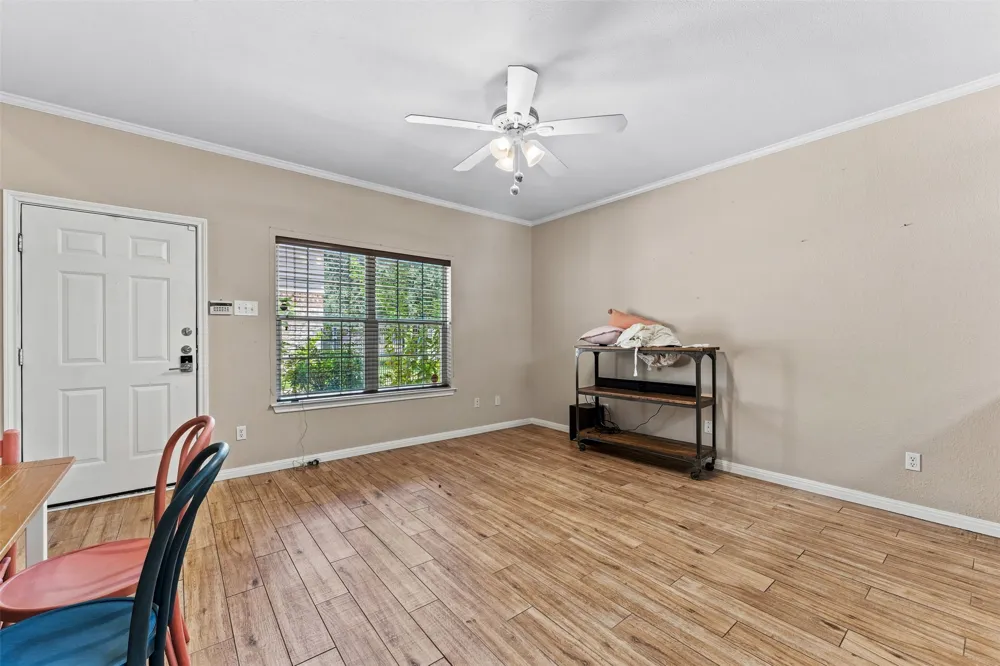 2101 S 7th Street Waco, TX 76706