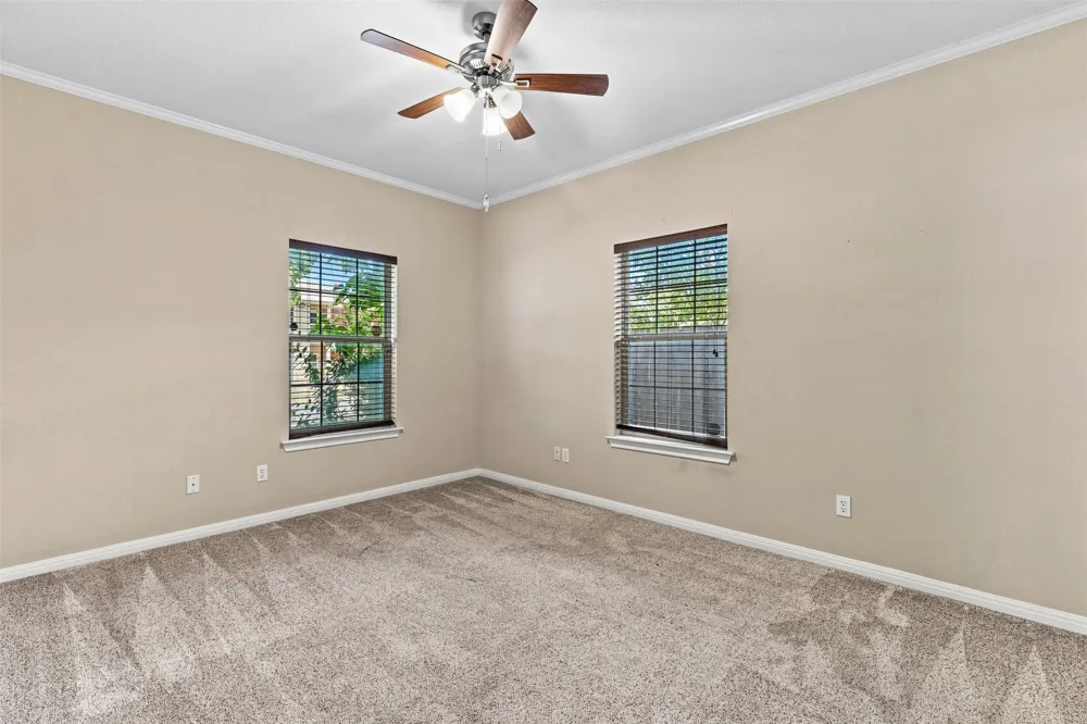 2101 S 7th Street Waco, TX 76706