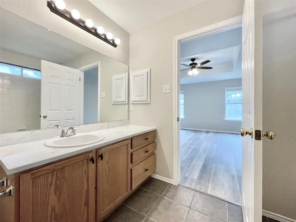 1909 Horizon Park Boulevard Leander, TX 78641