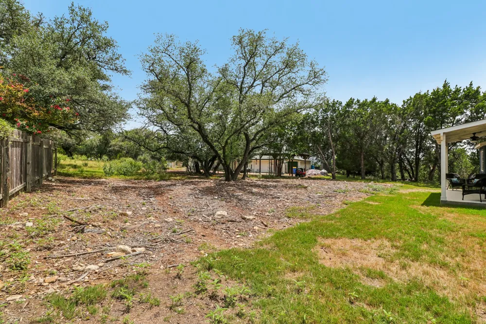 2701 Warren Cove Lago Vista, TX 78645