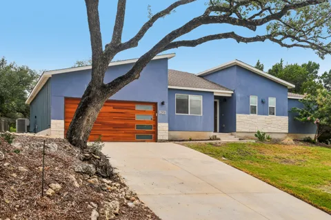 2701 Warren Cove