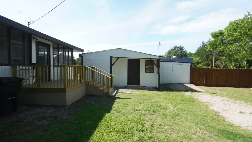 5776 County Road 927 Nevada, TX 75173