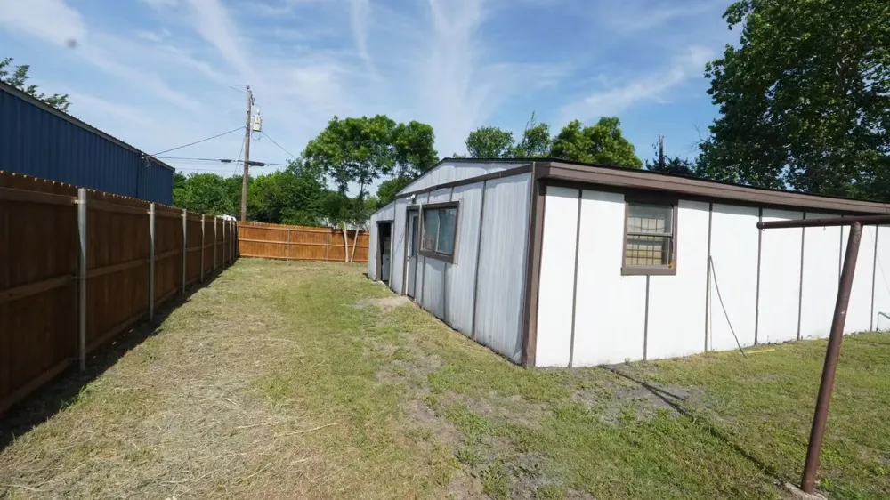 5776 County Road 927 Nevada, TX 75173