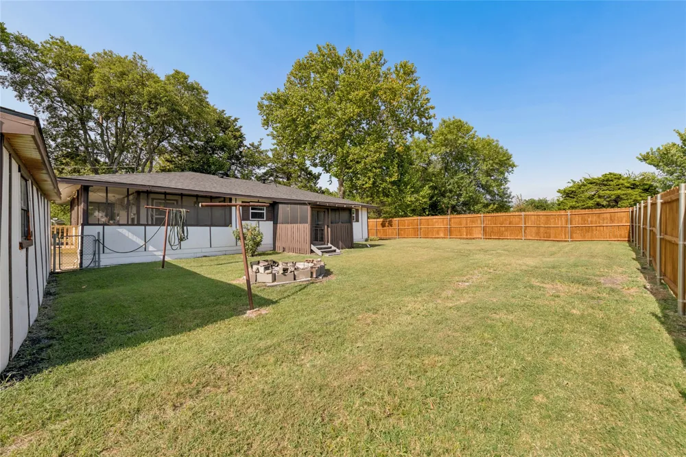 5776 County Road 927 Nevada, TX 75173