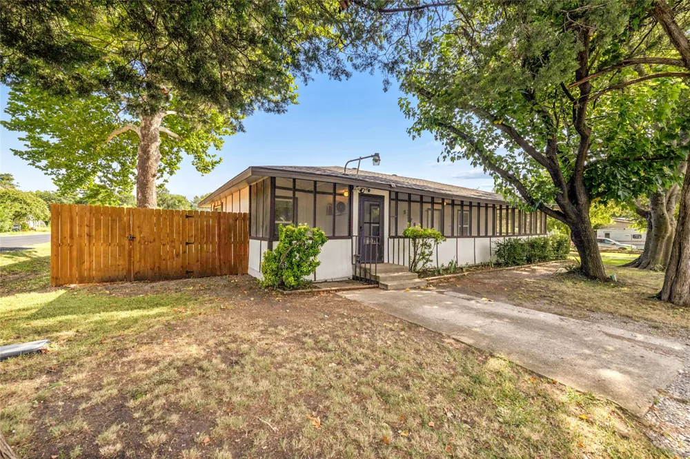 5776 County Road 927 Nevada, TX 75173