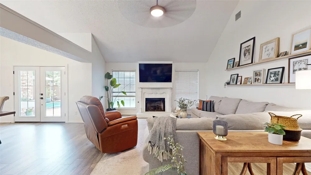 3321 Knob Oak Drive Grapevine, TX 76051