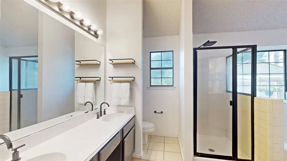 3321 Knob Oak Drive Grapevine, TX 76051