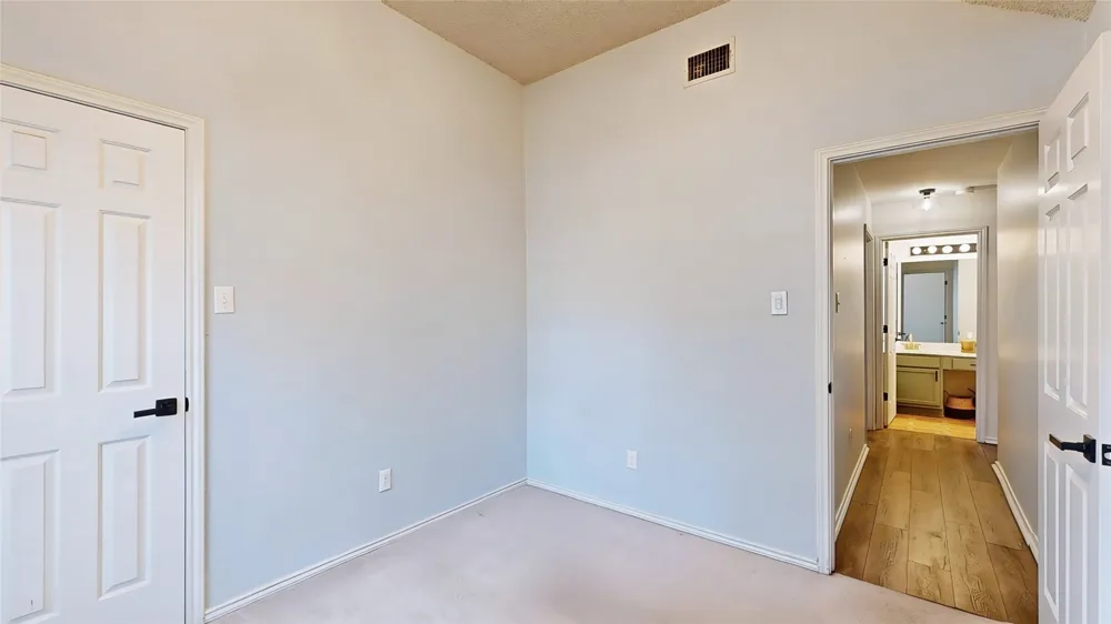 3321 Knob Oak Drive Grapevine, TX 76051