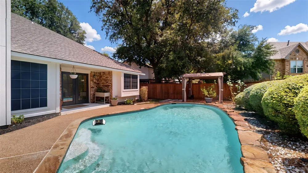 3321 Knob Oak Drive Grapevine, TX 76051