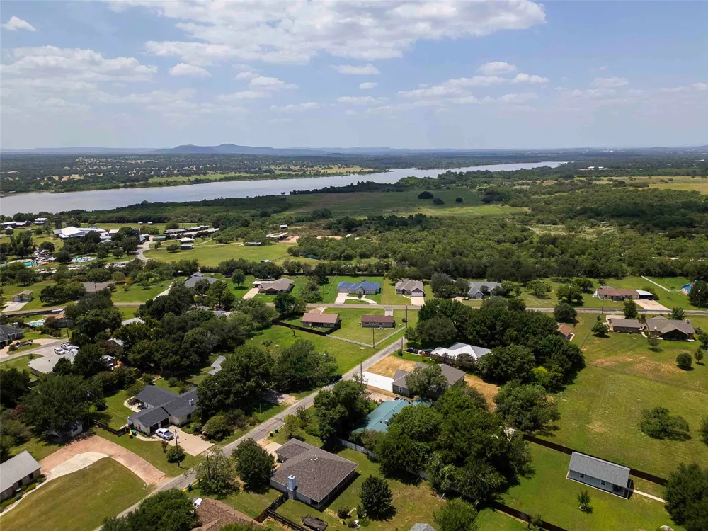 114 Wren Street Highland Haven, TX 78654