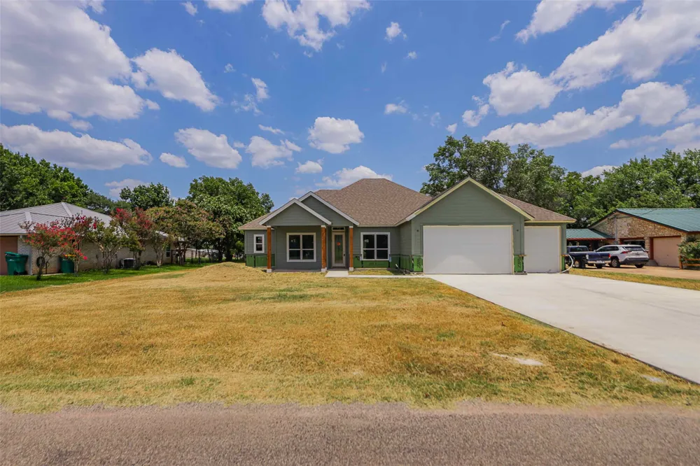 114 Wren Street Highland Haven, TX 78654