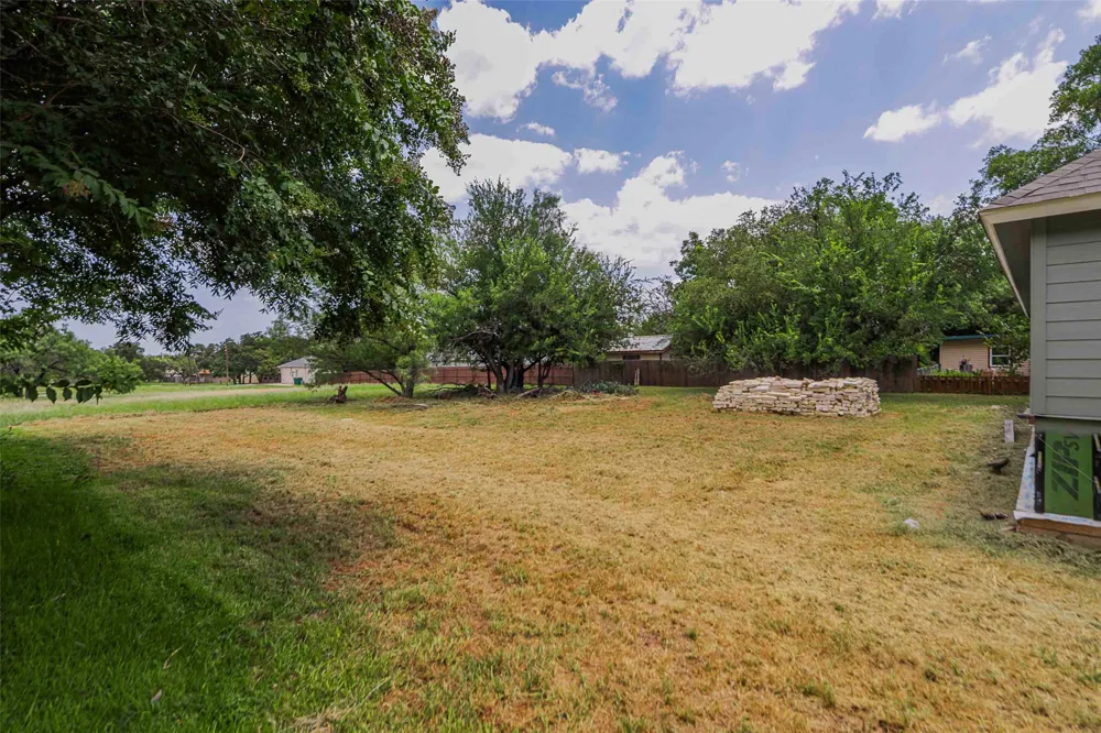 114 Wren Street Highland Haven, TX 78654