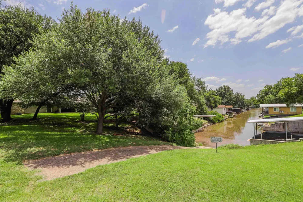 114 Wren Street Highland Haven, TX 78654