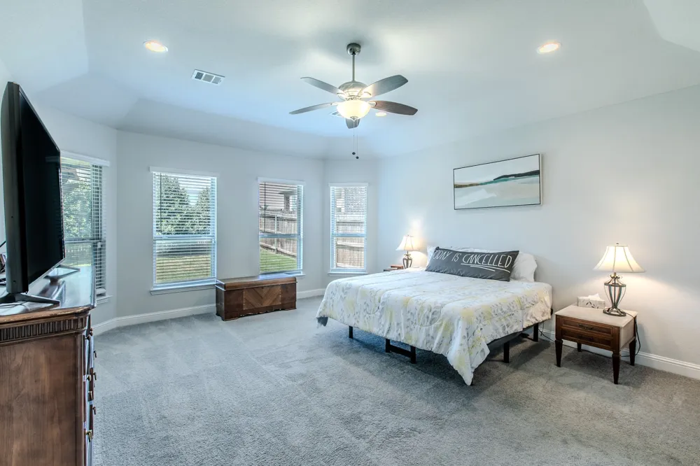 272 Big Creek Loop Hewitt, TX 76643