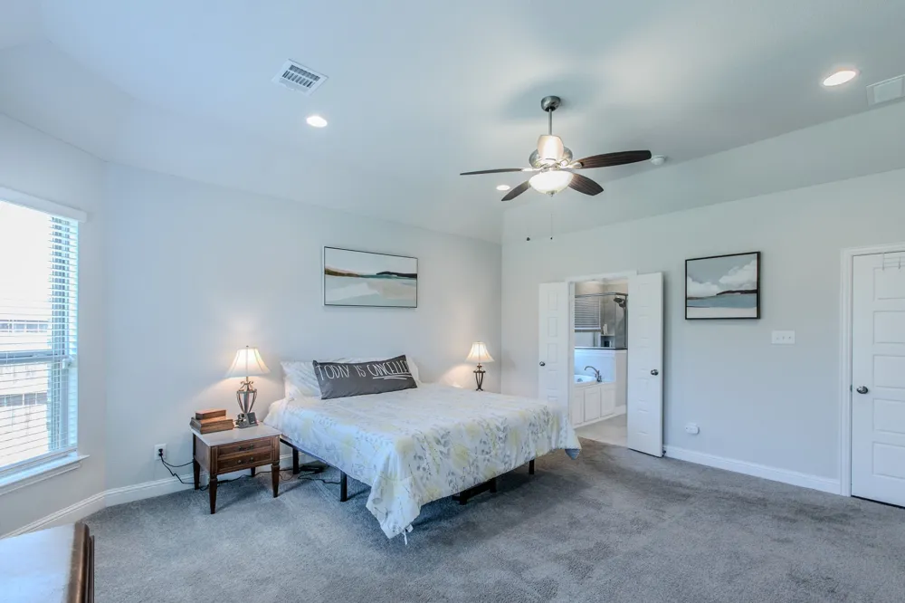 272 Big Creek Loop Hewitt, TX 76643