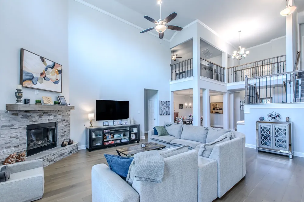 272 Big Creek Loop Hewitt, TX 76643