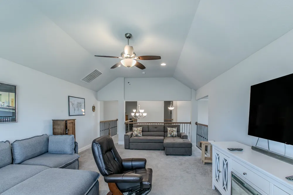 272 Big Creek Loop Hewitt, TX 76643