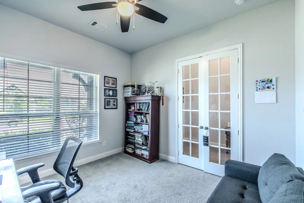 272 Big Creek Loop Hewitt, TX 76643